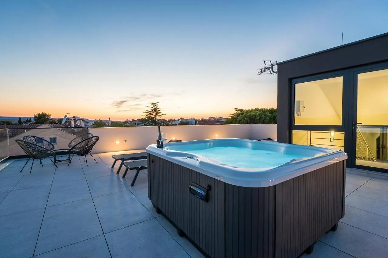 Deluxe Apartment Cigit Turanj 0*,  Κροατία