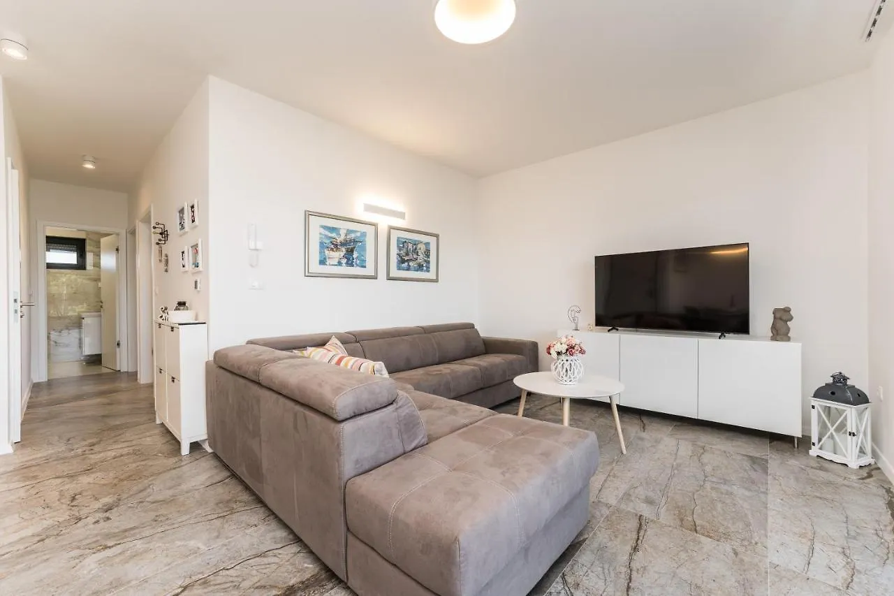 Deluxe Apartment Cigit Turanj Κροατία